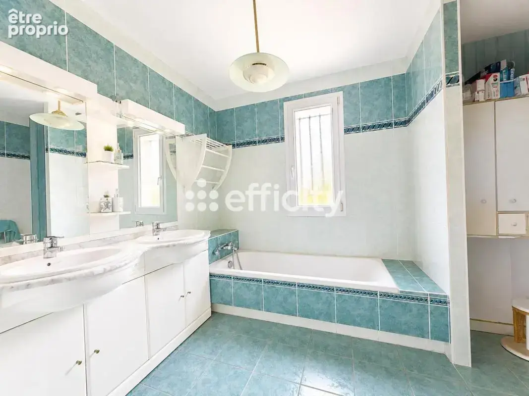 Maison 4 pièces 135 m² à vendre à Saint-Palais-Sur-Mer (17420) - photo 9
