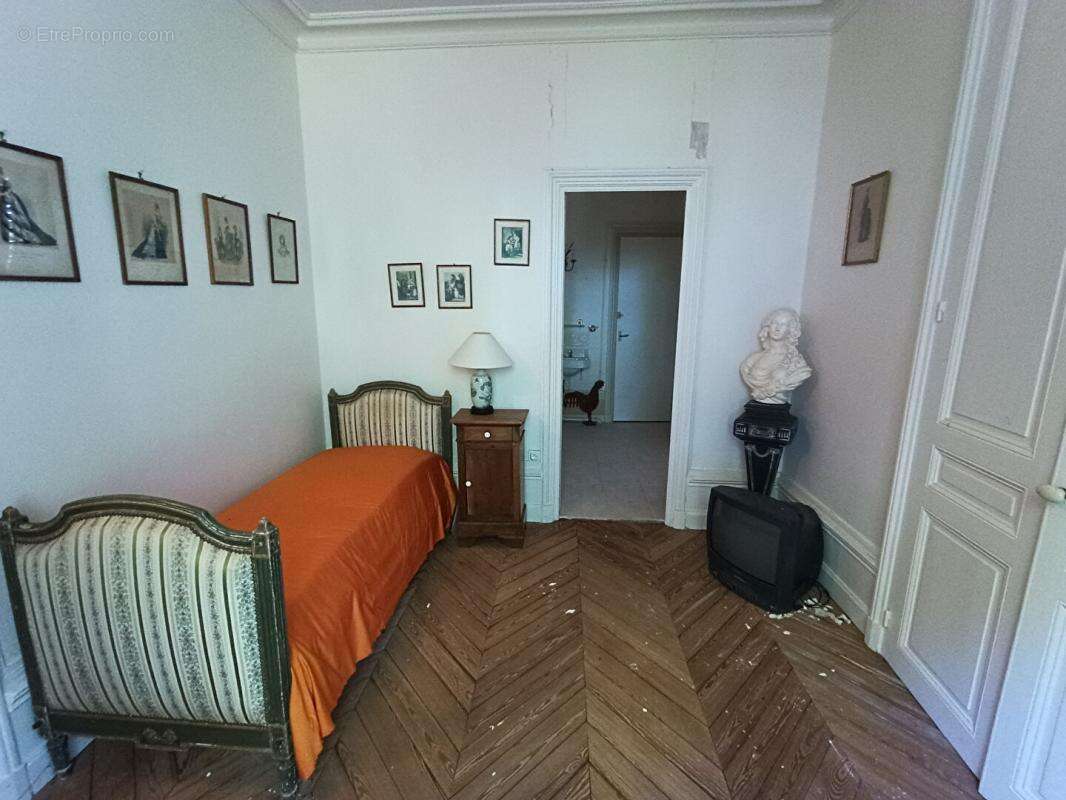Maison à COSNE-COURS-SUR-LOIRE