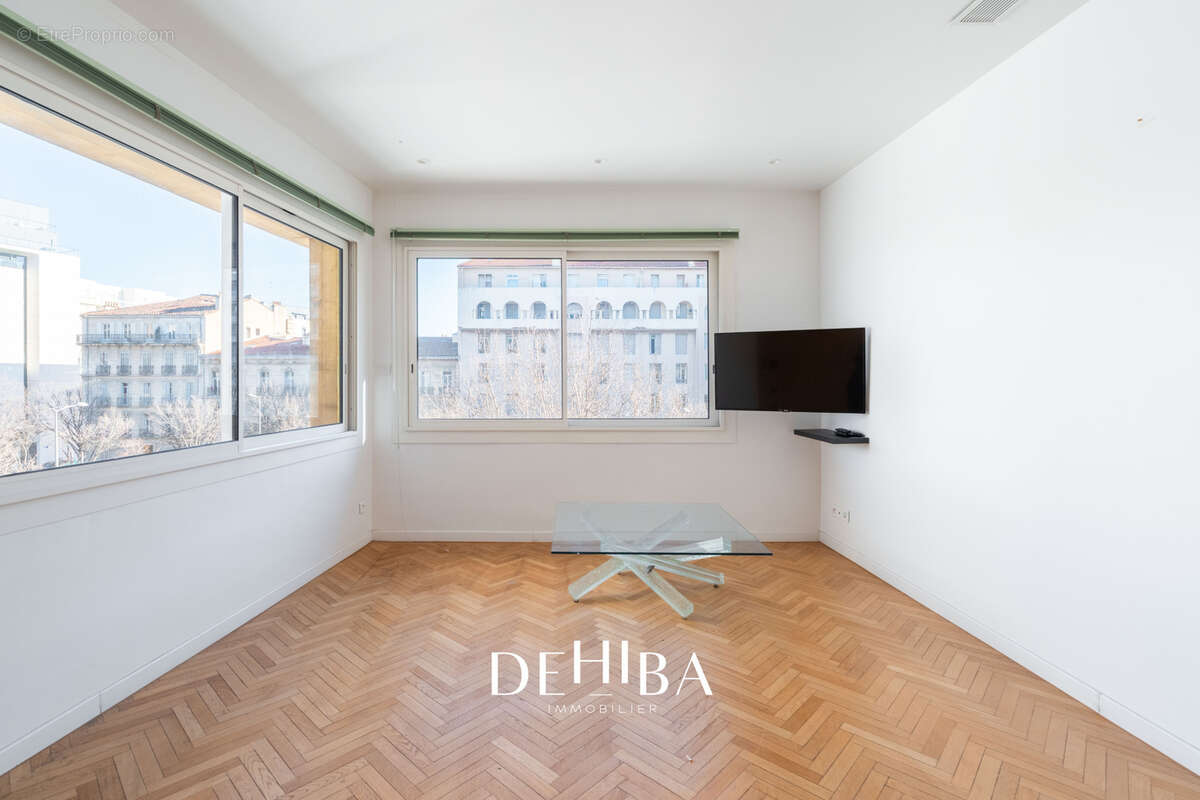 Appartement à MARSEILLE-8E