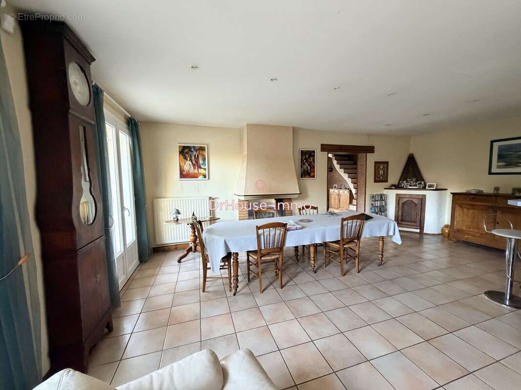 Maison à ARTIGUES-PRES-BORDEAUX