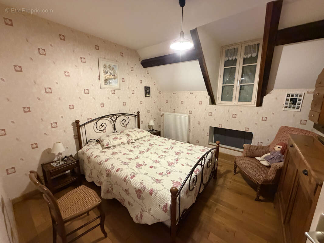 Maison à SAINT-GERMAIN-DES-FOSSES