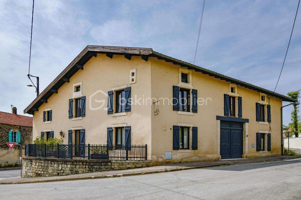 Maison de ville - 260m² - 6 pièces - photo 22