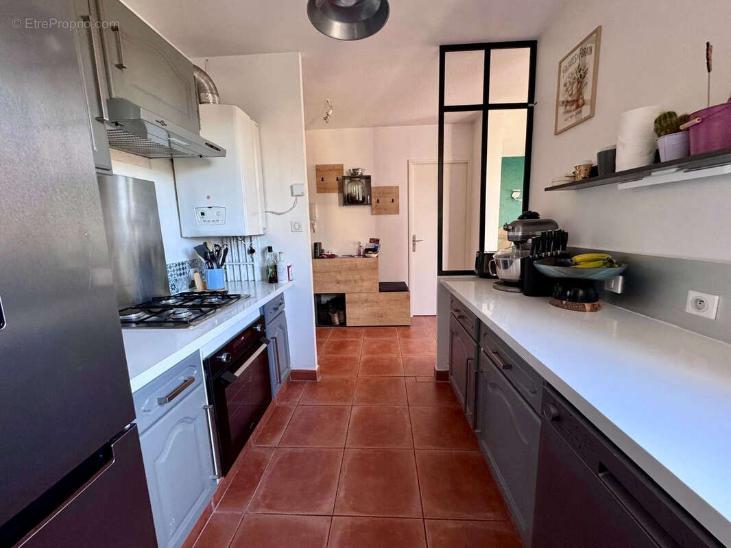 Appartement à MARSEILLE-9E