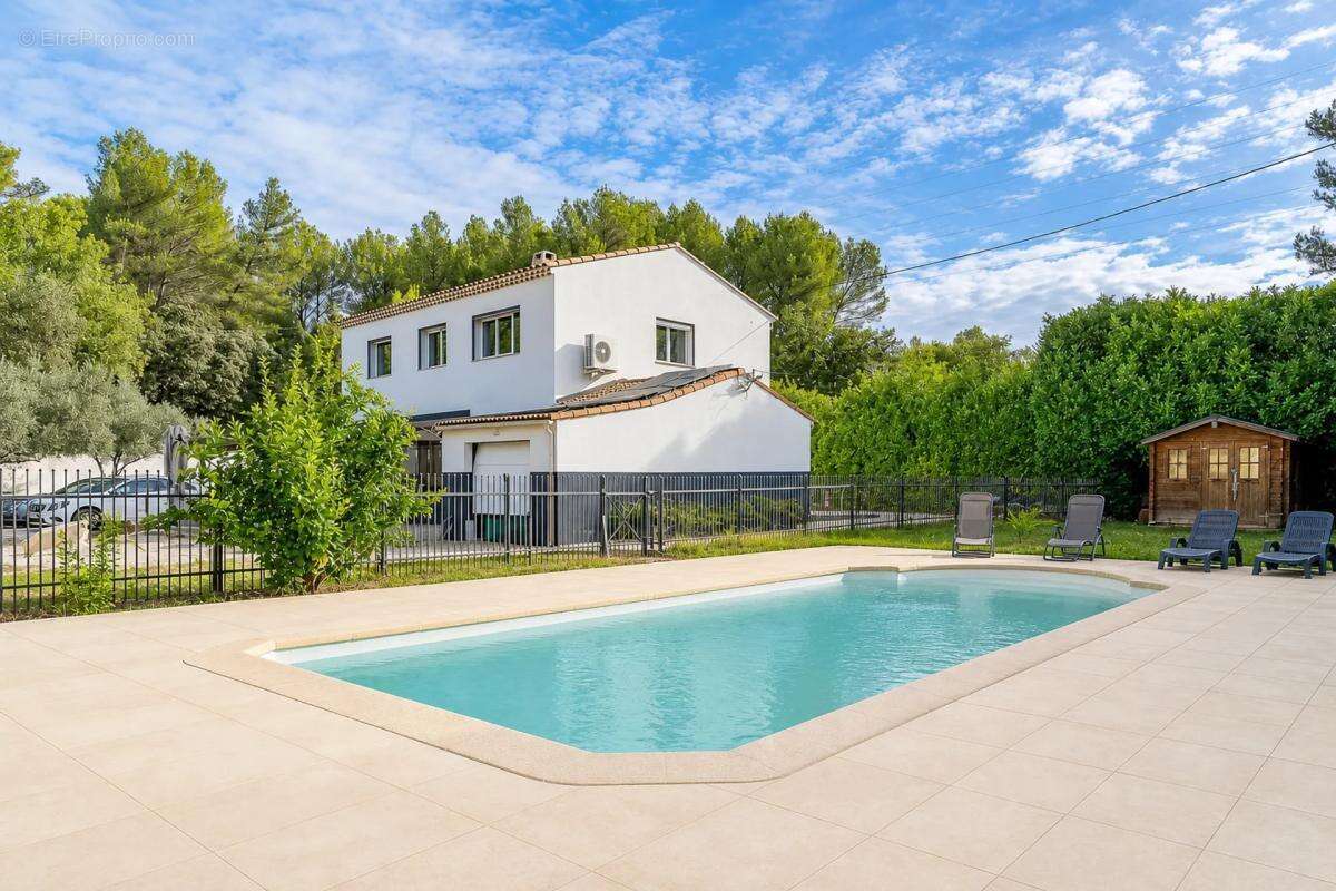Maison 166m2 jardin piscine garage - gare routiere a 5min - photo 2