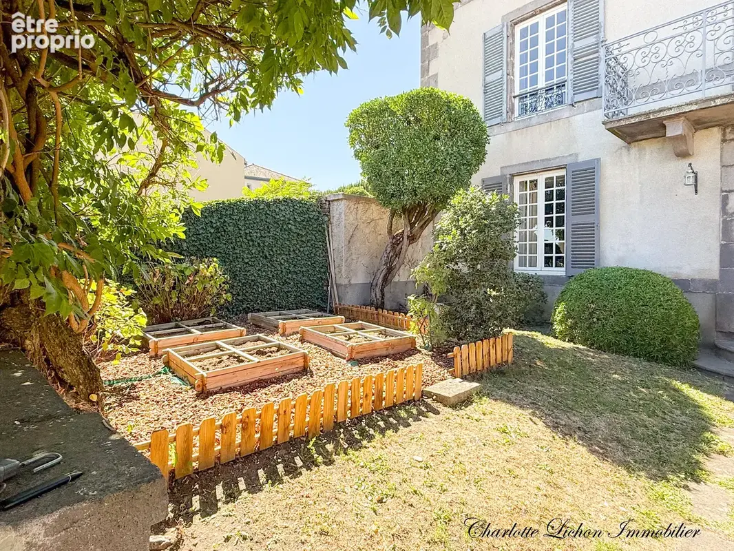 Maison 270 m2 - 5 chambres - double garage - photo 5