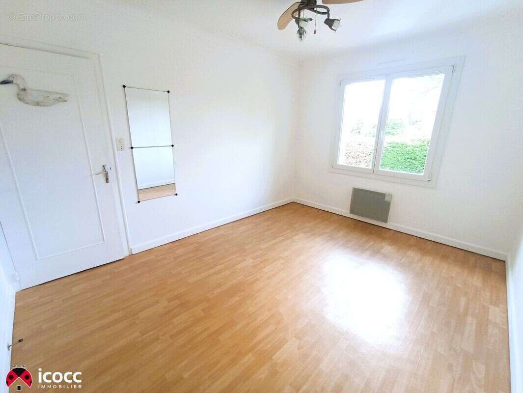 Maison 85 m² à Saint-Etienne-De-Brillouet  - photo 6