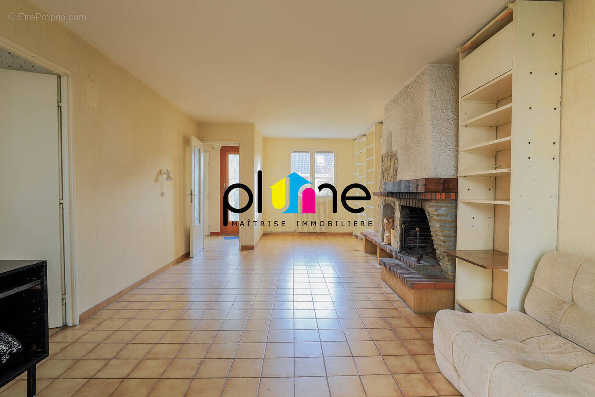 Maison à SAINTE-CATHERINE