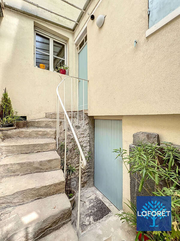 Maison à LA FERTE-ALAIS