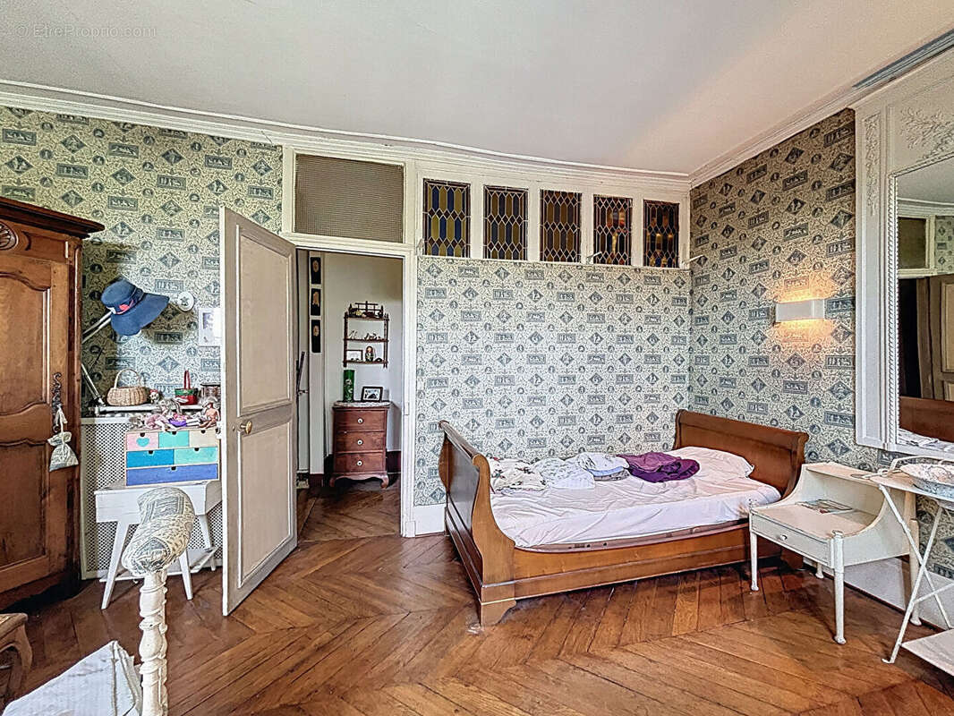 Maison à BRY-SUR-MARNE