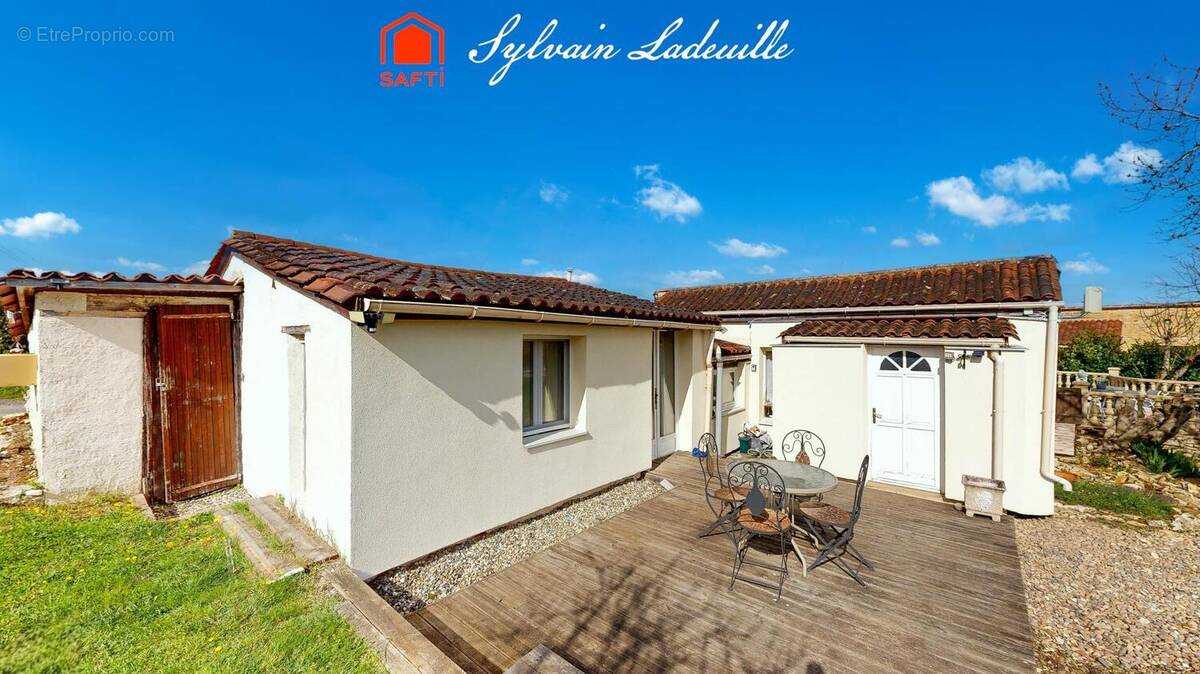 Photo 1 - Maison à SAINT-LAURENT-LA-VALLEE