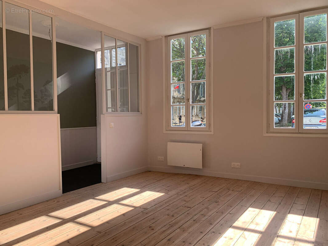 Commerce à SAINT-MARTIN-DE-RE