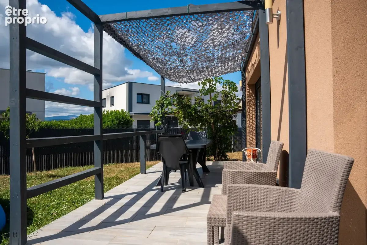 Maison moderne de 174 m2   3 suites parentales   garage double   proche Colmar - photo 12