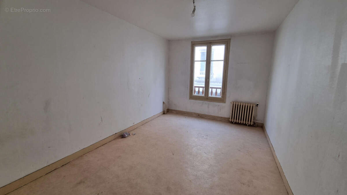 20250212_104701 - Commerce à NONTRON