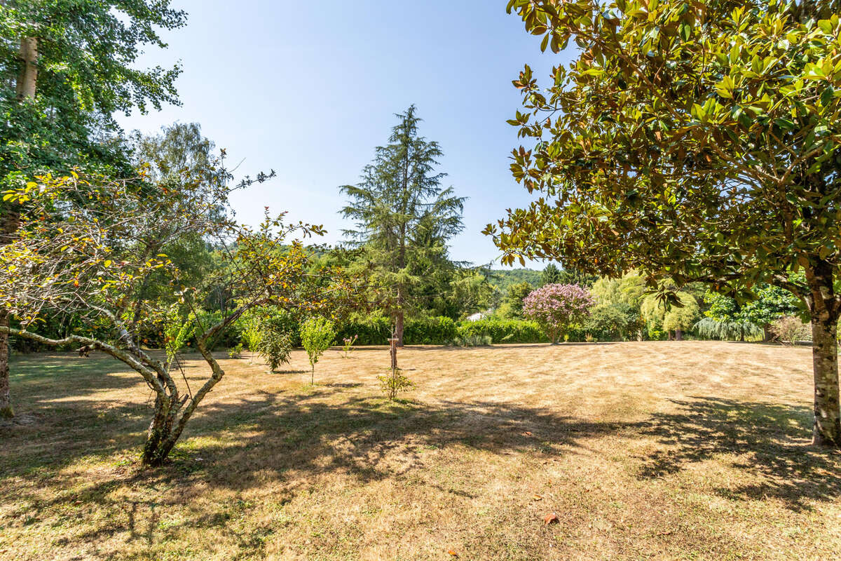 Maison de campagne, garage, piscine, terrain. - photo 32