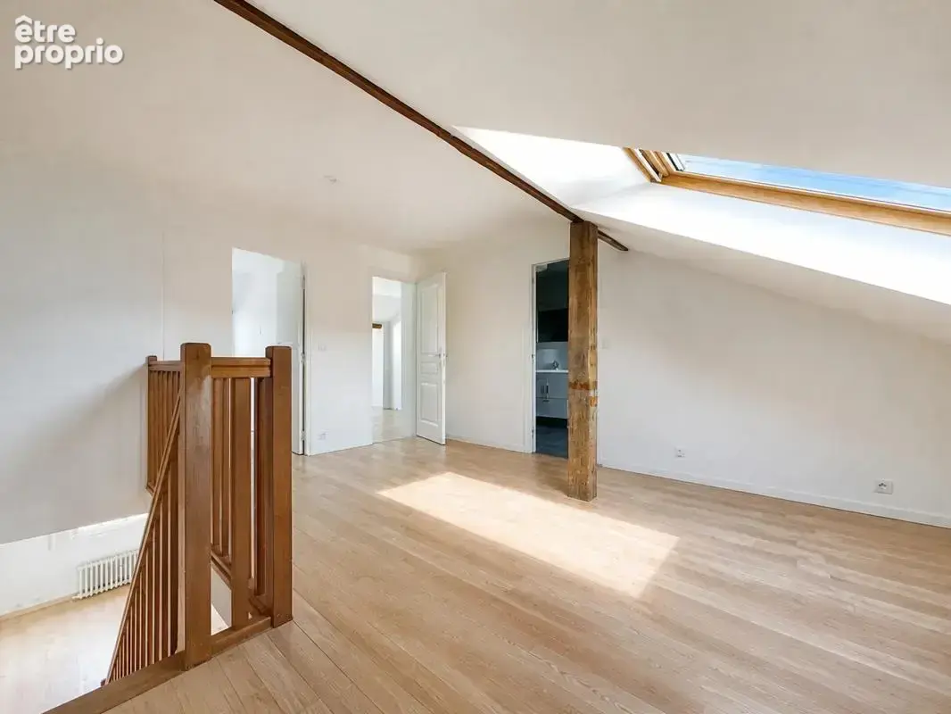 Maison de 5 pièces de 100 m² à Rosny-sous-Bois - photo 6
