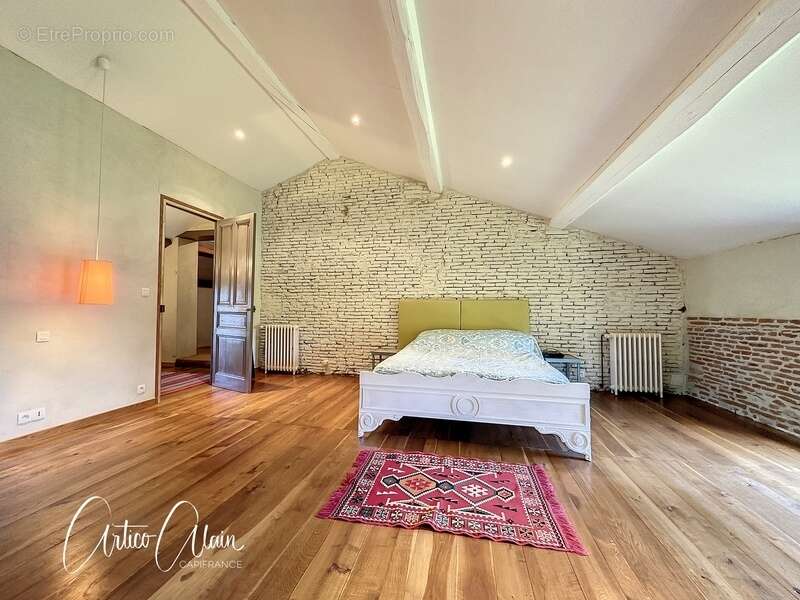 Maison à VILLEFRANCHE-DE-LAURAGAIS