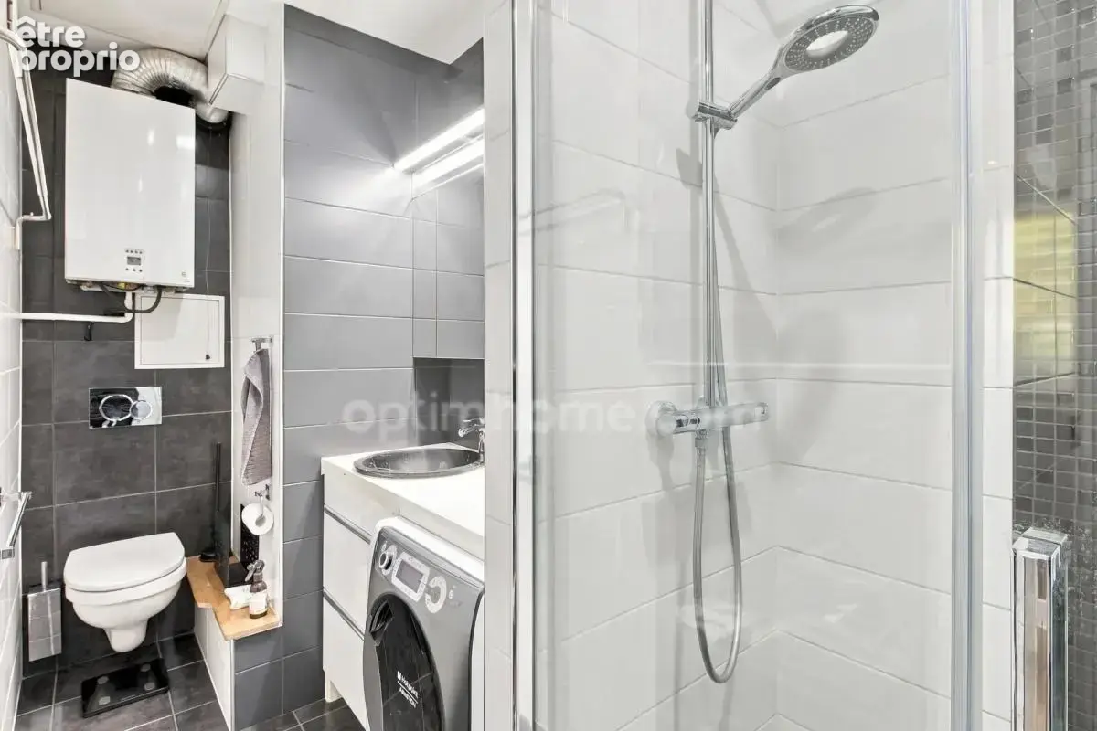 Appartement 3 pièces rénové à proximité des commodités à Oullins - photo 9