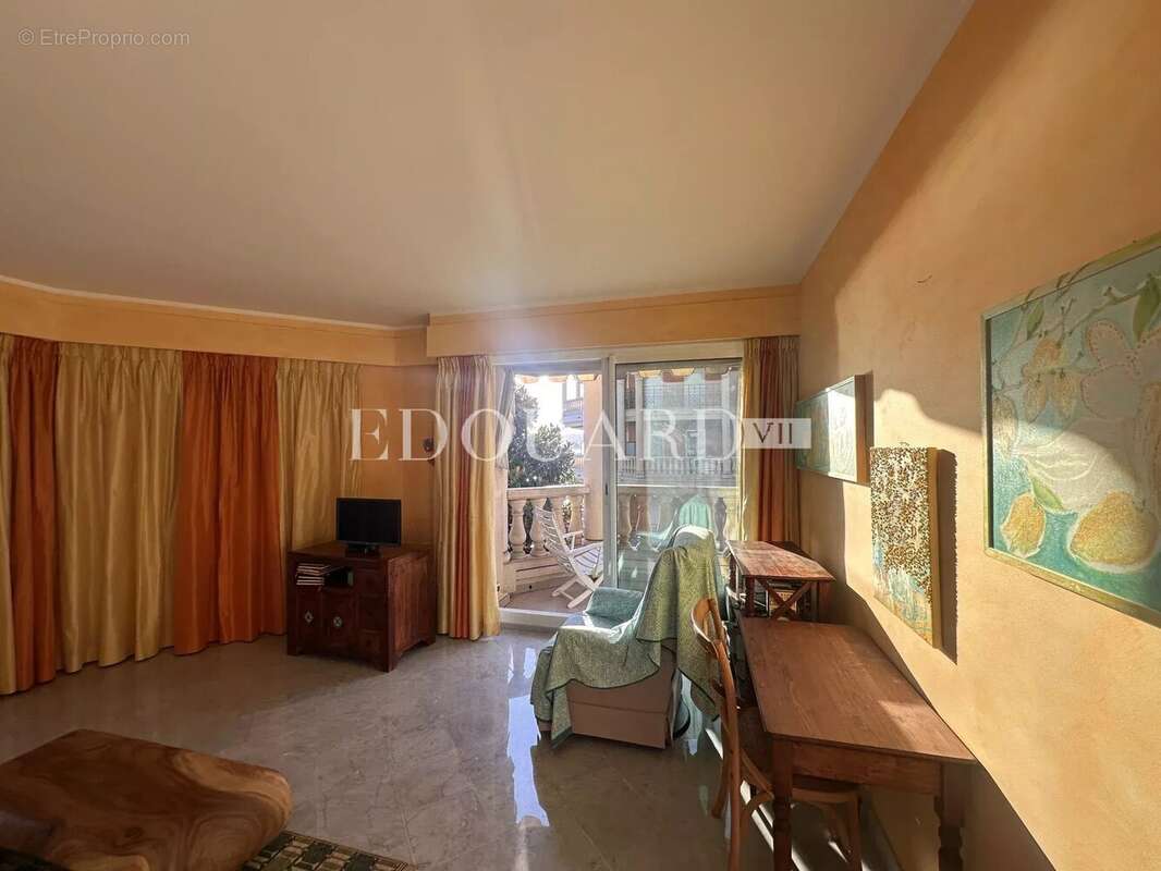 Appartement à MENTON