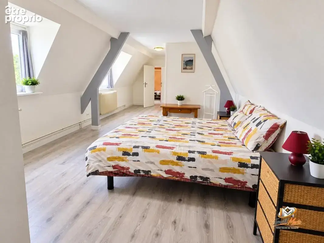 Maison normande rénovée à vendre à L’Hôtellerie – 144 m², 4 chambres, dépendance - photo 4