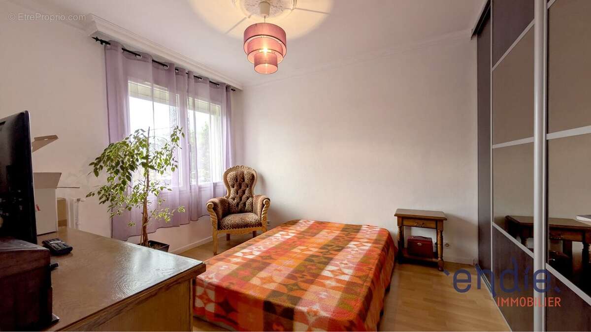 Montastruc - maison de 121 m² + 62 m² d'atelier - patrice vaissiere - endie immobilier - photo 9