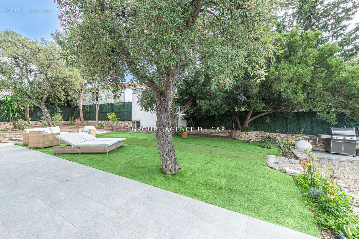 Maison à SAINT-RAPHAEL