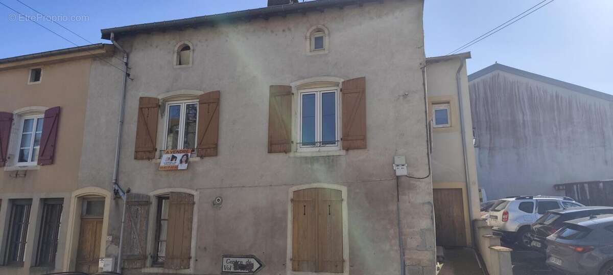 Appartement à PONT-SAINT-VINCENT