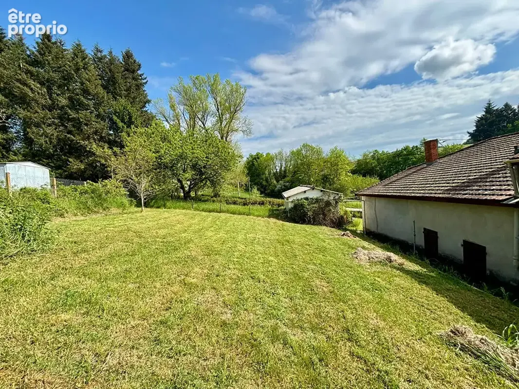 Maison principale avec deux appartements et jardin - photo 10