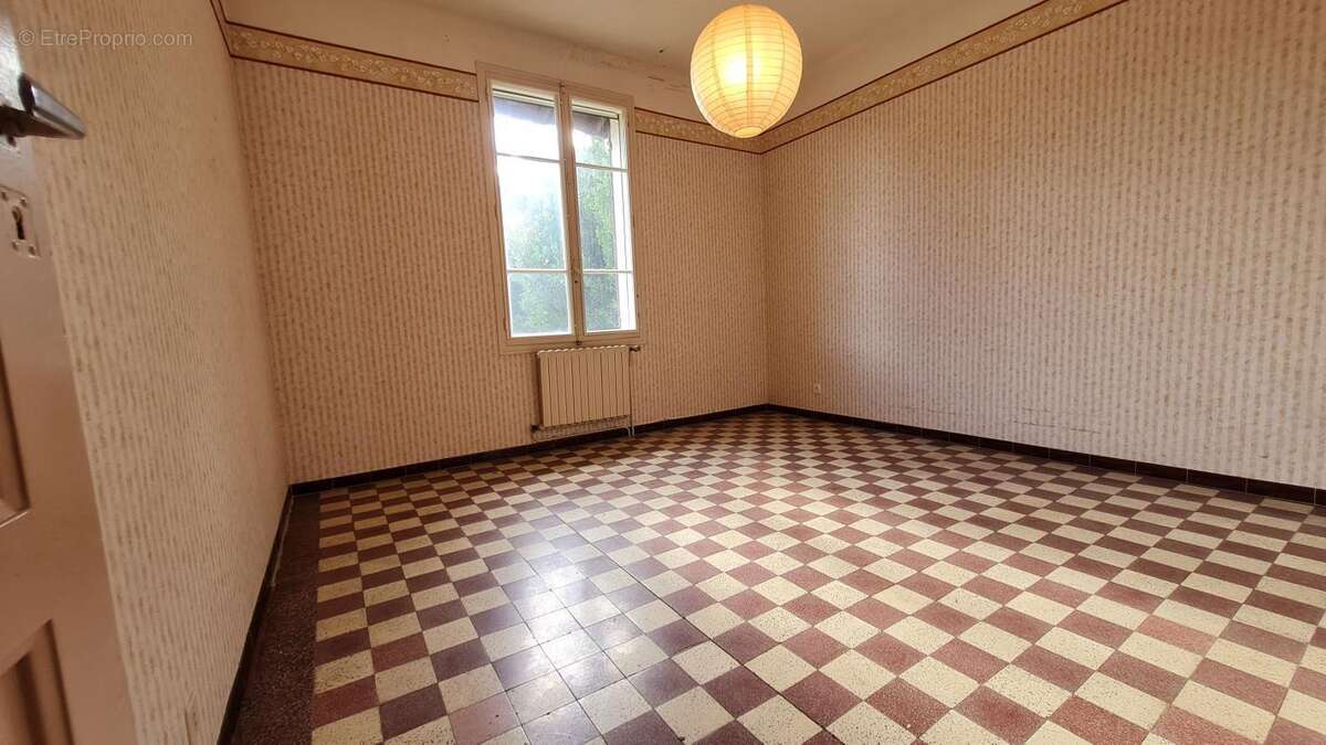 Maison à VILLENEUVE-LES-AVIGNON