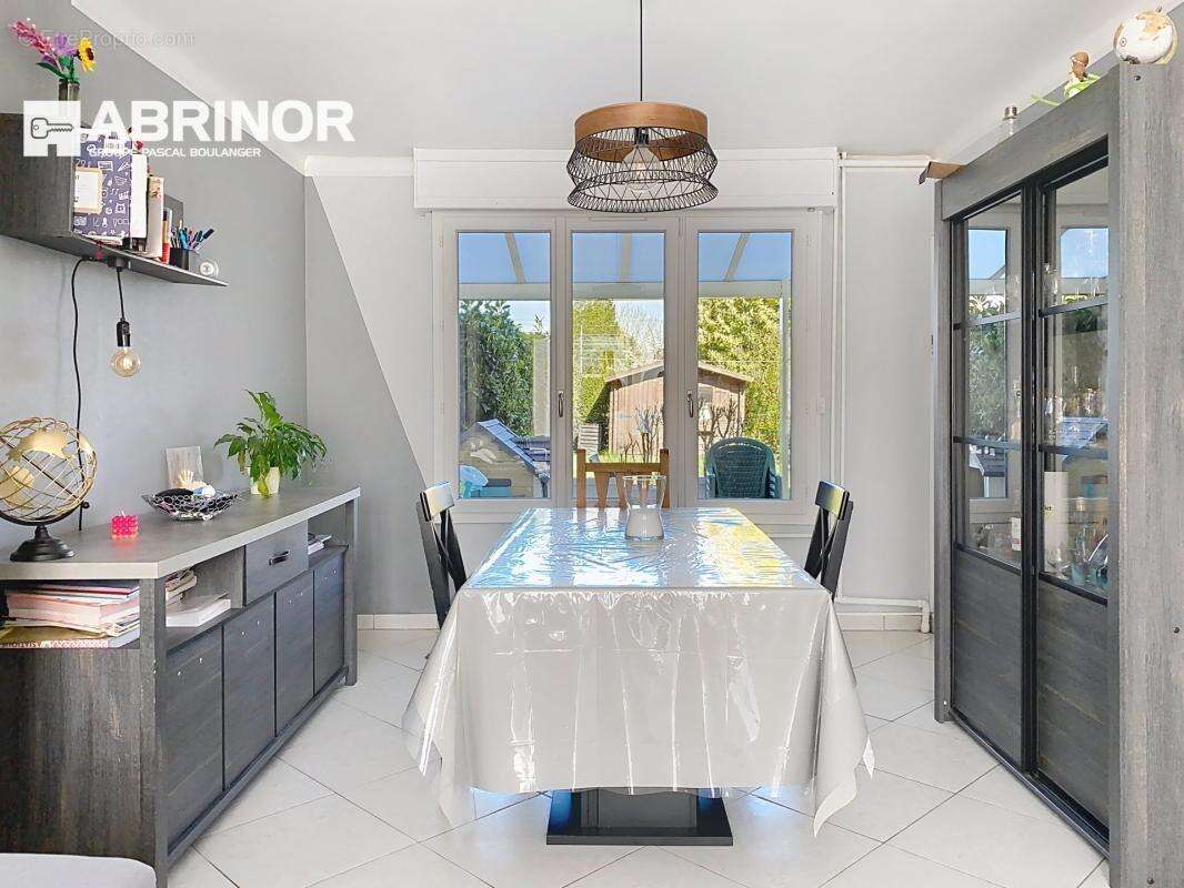 Maison à FACHES-THUMESNIL