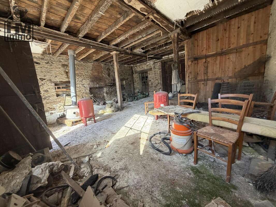 n°5 - Maison à LUBERSAC