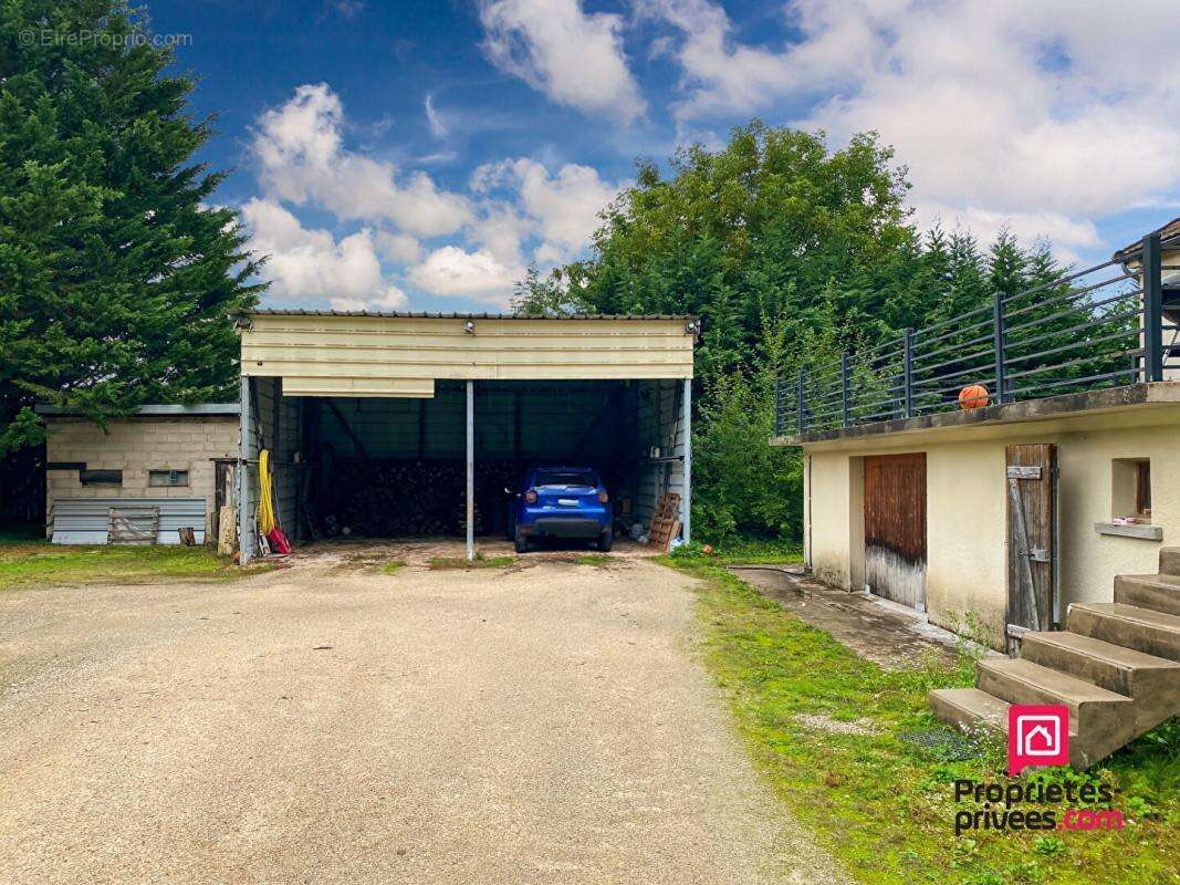 Maison à ARNAY-LE-DUC