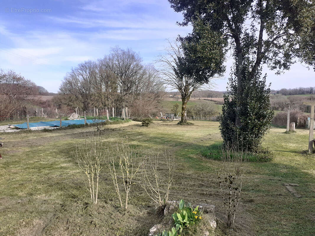 Maison à SAINT-LAURENT-DE-CERIS