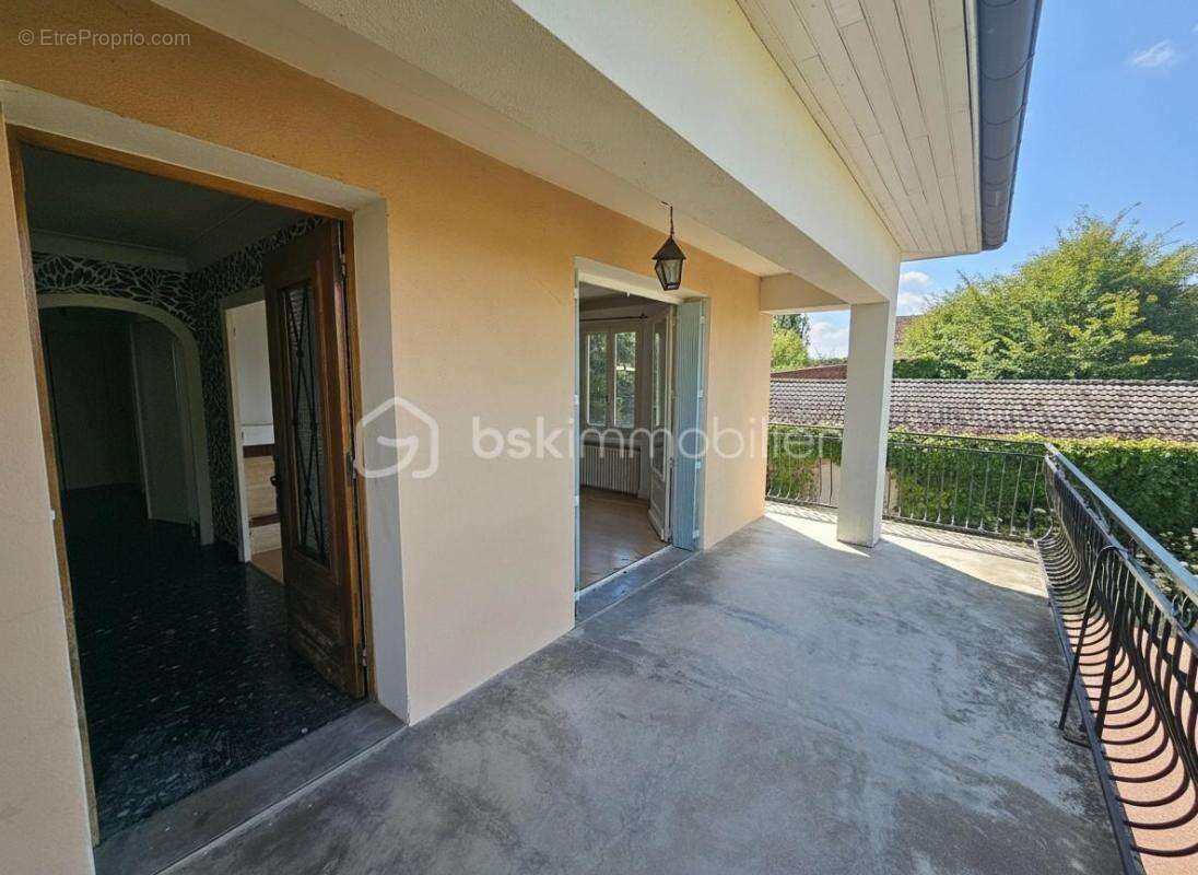 Noailly (42640) – Maison sur sous-sol avec vue dégagée et beau potentiel ! - photo 3