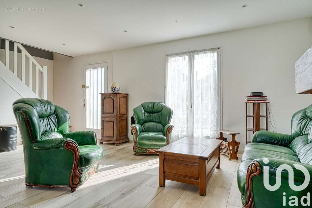 Photo 6 - Maison à EPONE