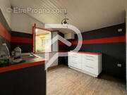 Maison à CENEVIERES