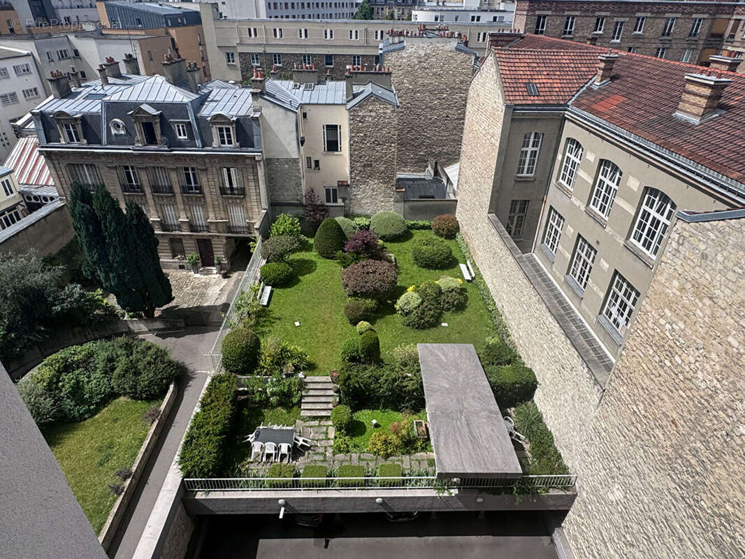 Appartement à PARIS-20E