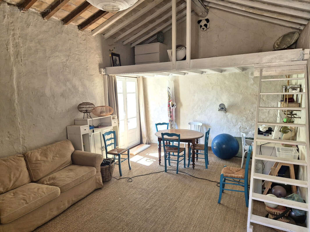 Maison à PEZENAS