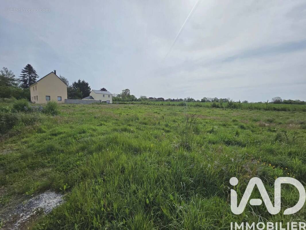 Photo 1 - Terrain à MAISONCELLES-PELVEY