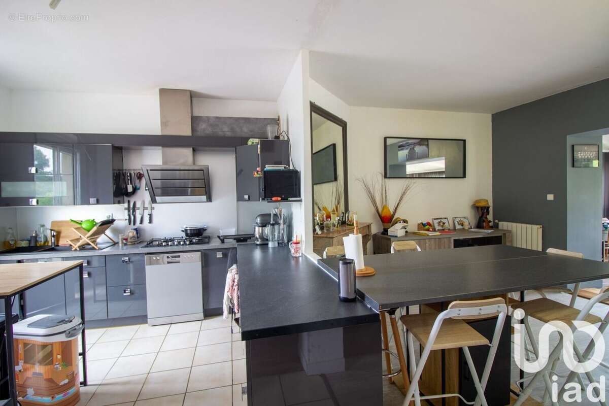 Photo 6 - Maison à MAGNAC-BOURG