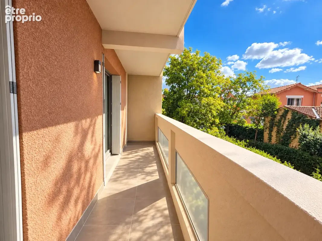 T2+balcon+parking - photo 3