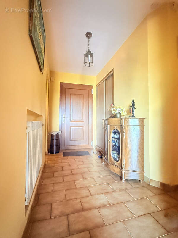 Maison à BORMES-LES-MIMOSAS