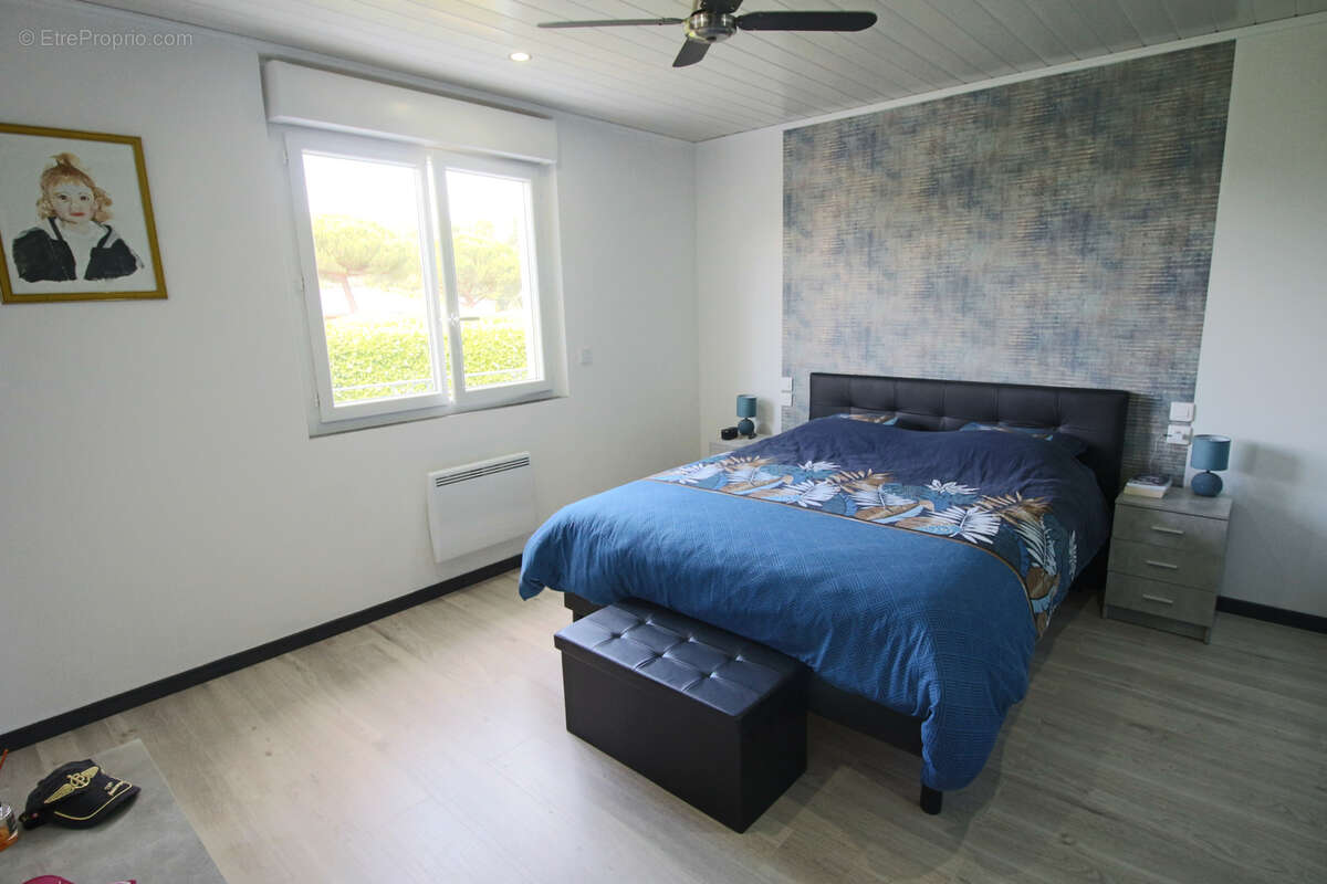 Maison à PUY-L&#039;EVEQUE