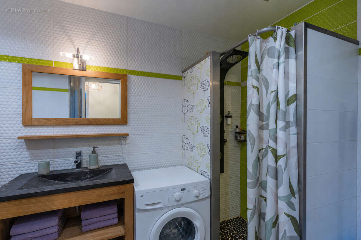 Agence immobiliere laforet - exclusivite - "oxalis" - annecy - appartement t2 de 55,86m² - balcon - cave - dernier etage - photo 6