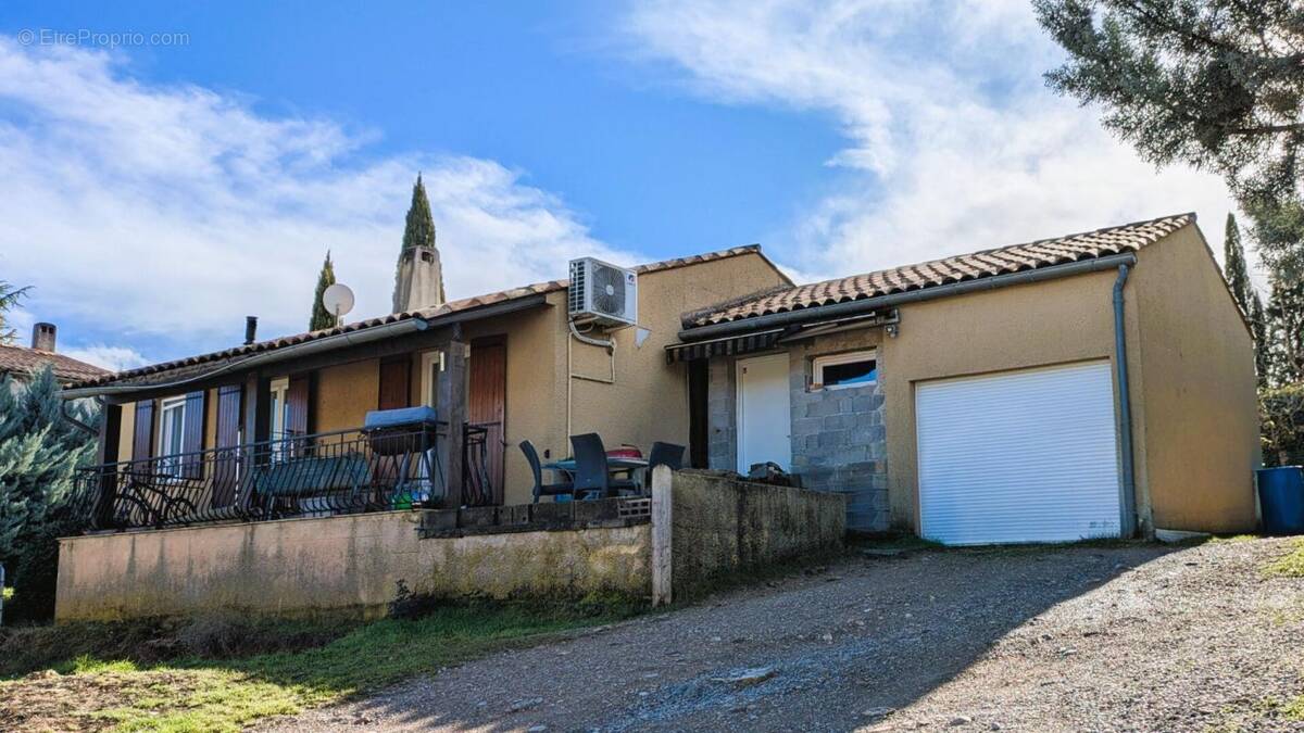 Maison à GREOUX-LES-BAINS
