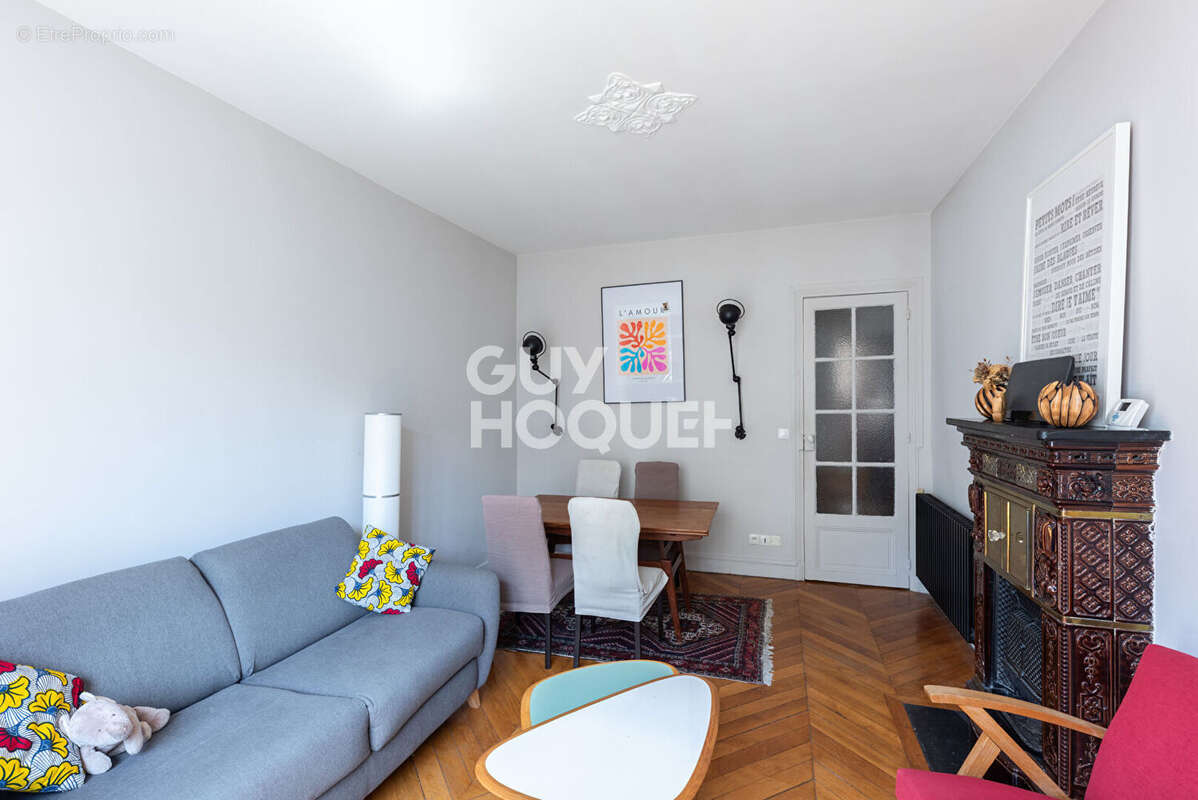 Appartement à PARIS-12E