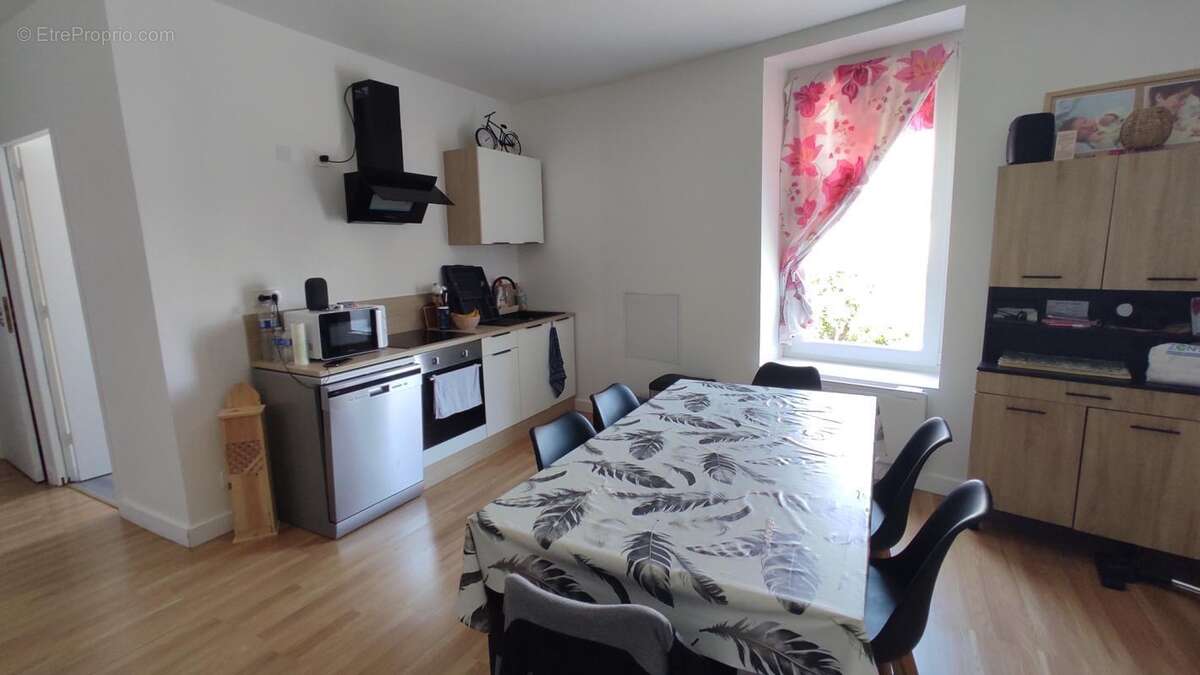 Appartement à NOZAY