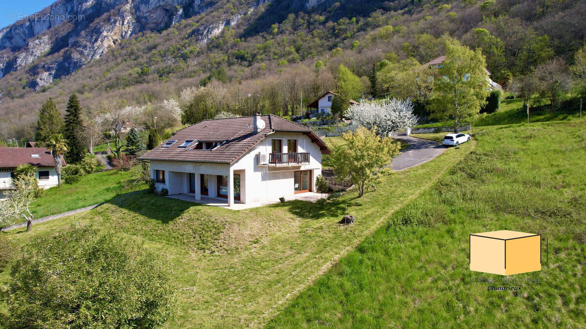 Maison à CHINDRIEUX