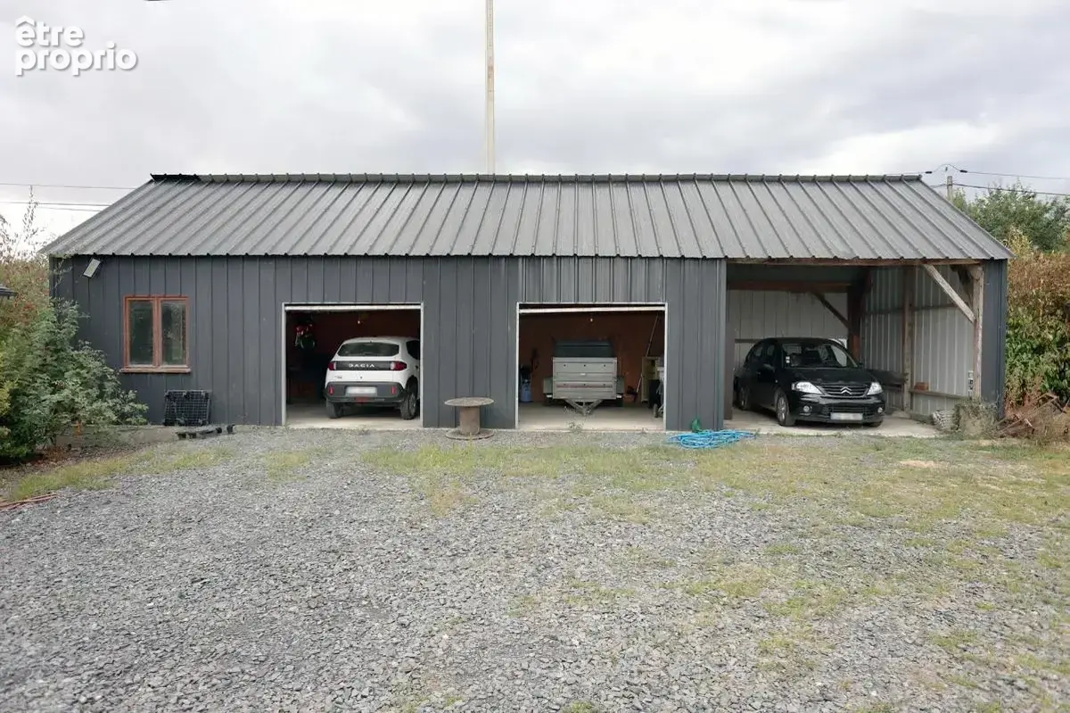 Maison de 194 m2 - 5 pièces - Martigné-Ferchaud - photo 14