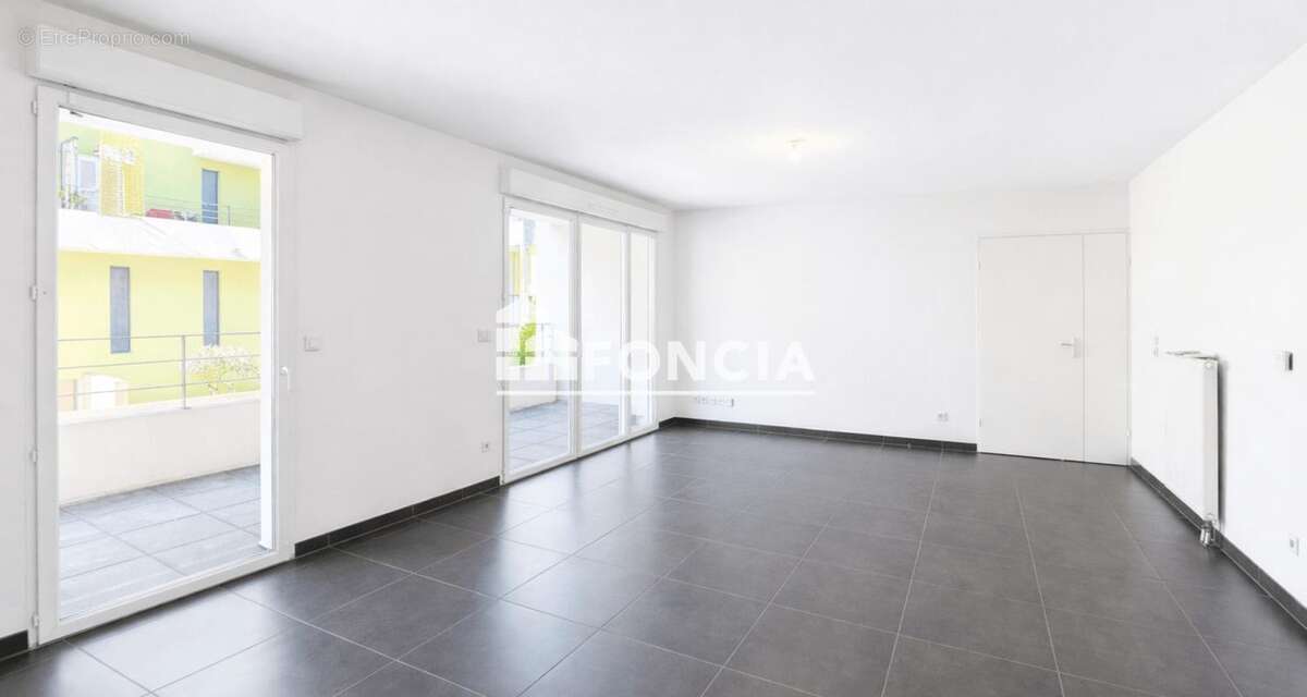 Appartement à JUVIGNAC