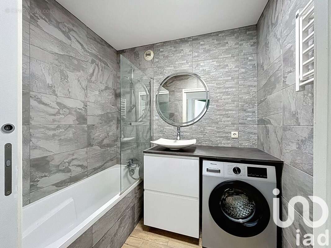 Photo 5 - Appartement à VAULX-EN-VELIN